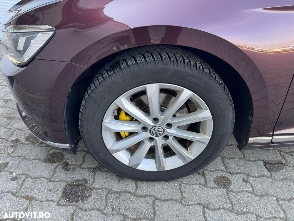 Volkswagen Passat 2.0 TDI DSG Highline - 35