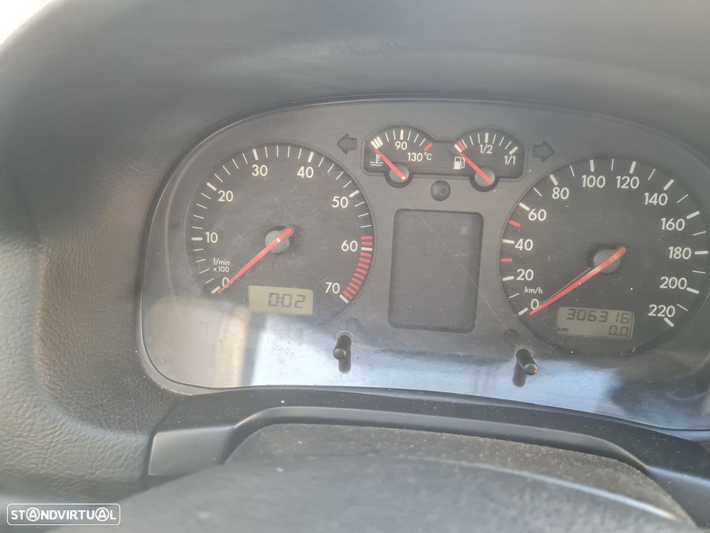 VW Golf 1.4i Confortline - 11
