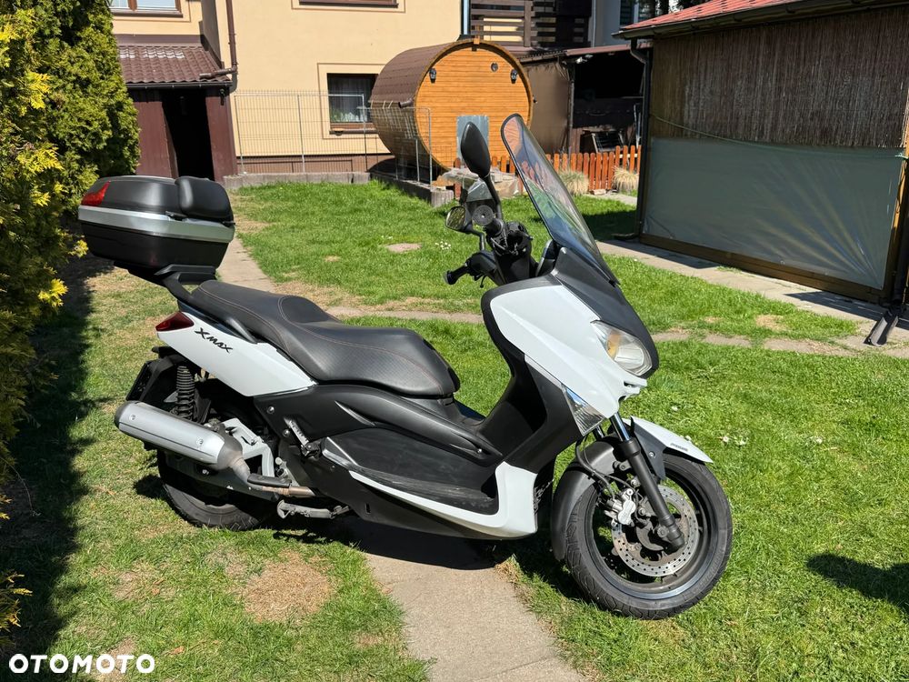 Yamaha X-max - 1