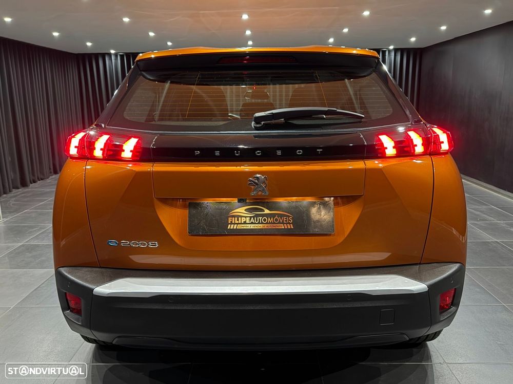 Peugeot e-2008 50 kWh Active - 7