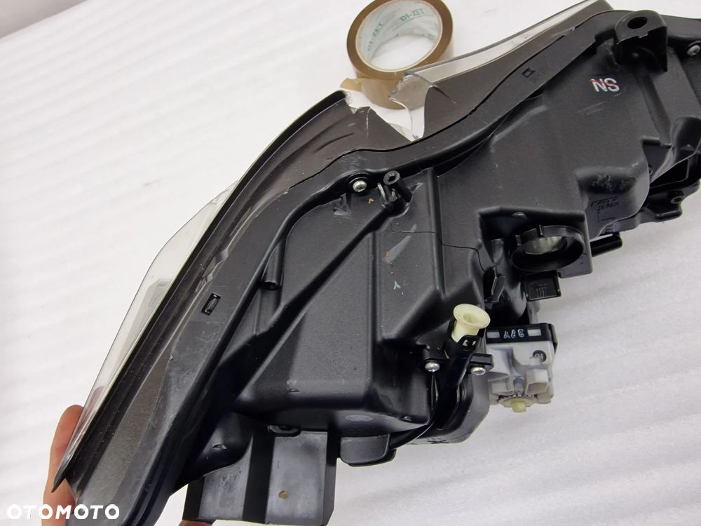 LEXUS IS200 III / IS300 FULL LED 13- LEWA LAMPA PRZEDNIA PRZÓD , NR KOITO 53-89 , NR AUKCJI LL339 - 12