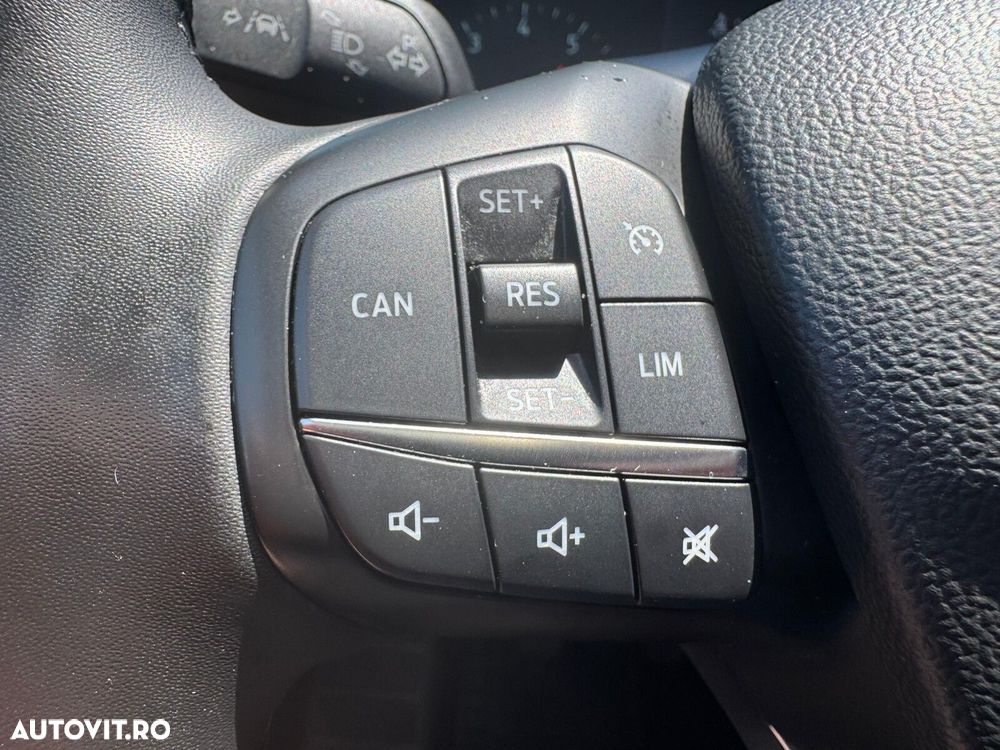 Ford Focus - 15