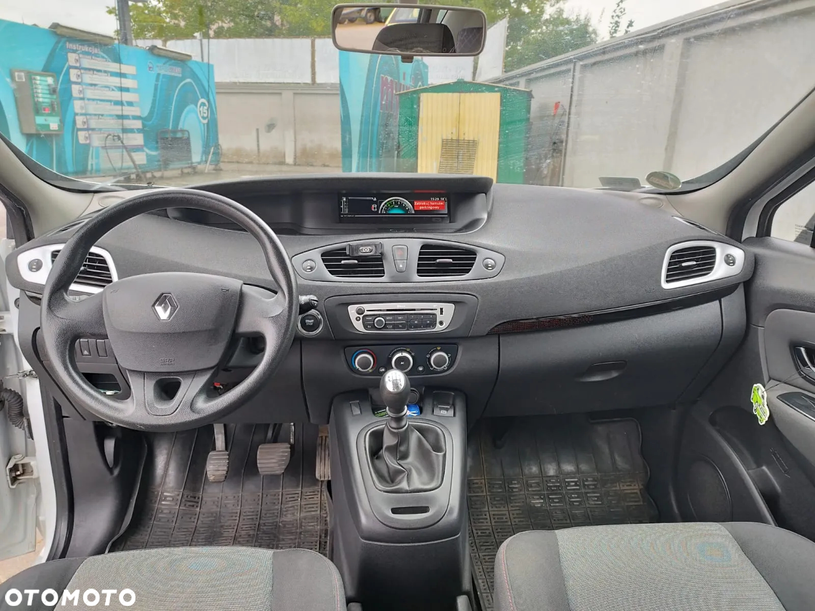 Renault Scenic - 10