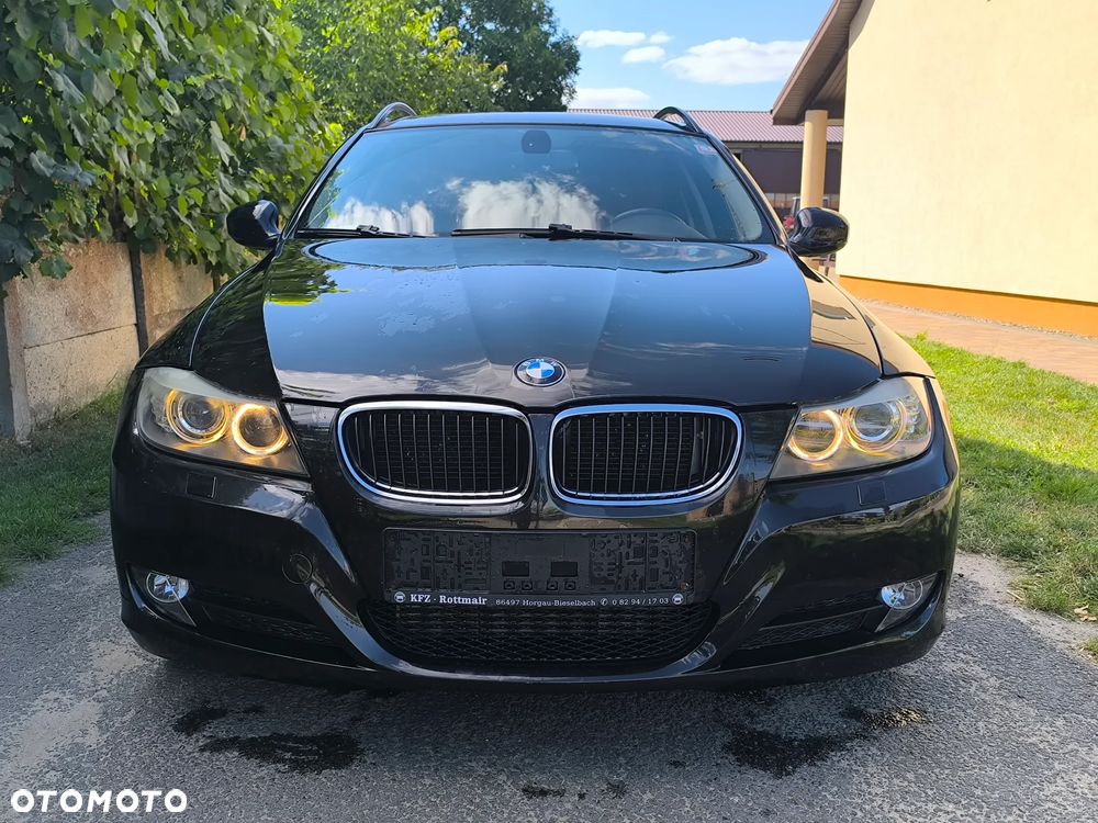 BMW Seria 3 320d DPF - 3