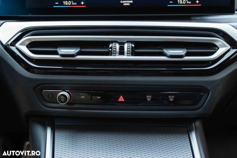 BMW Seria 3 320d xDrive Aut. Edition M Sport Shadow - 31
