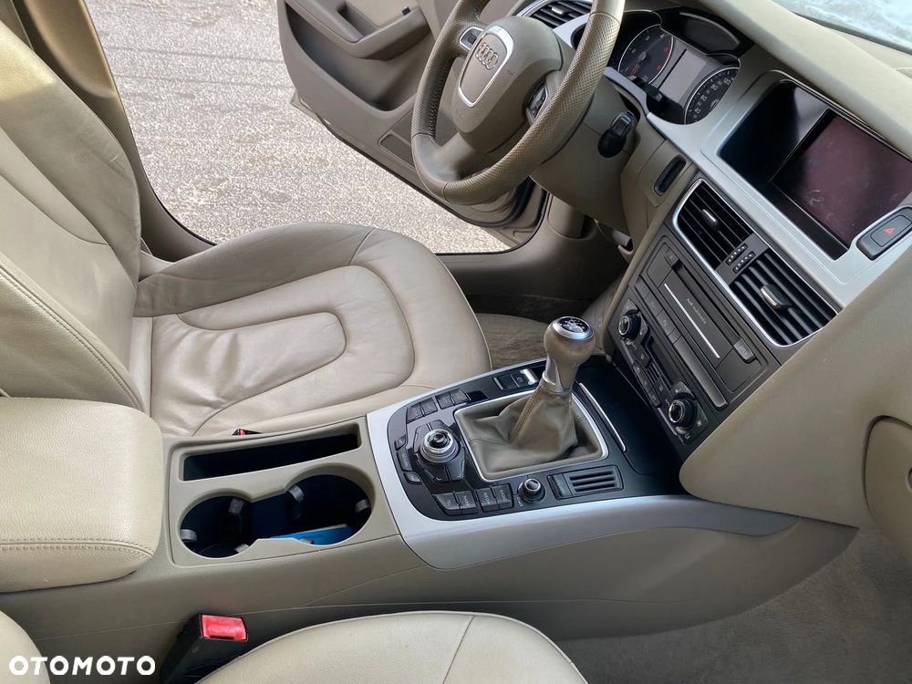 Audi A4 Avant 2.0 TDI DPF Ambition - 18