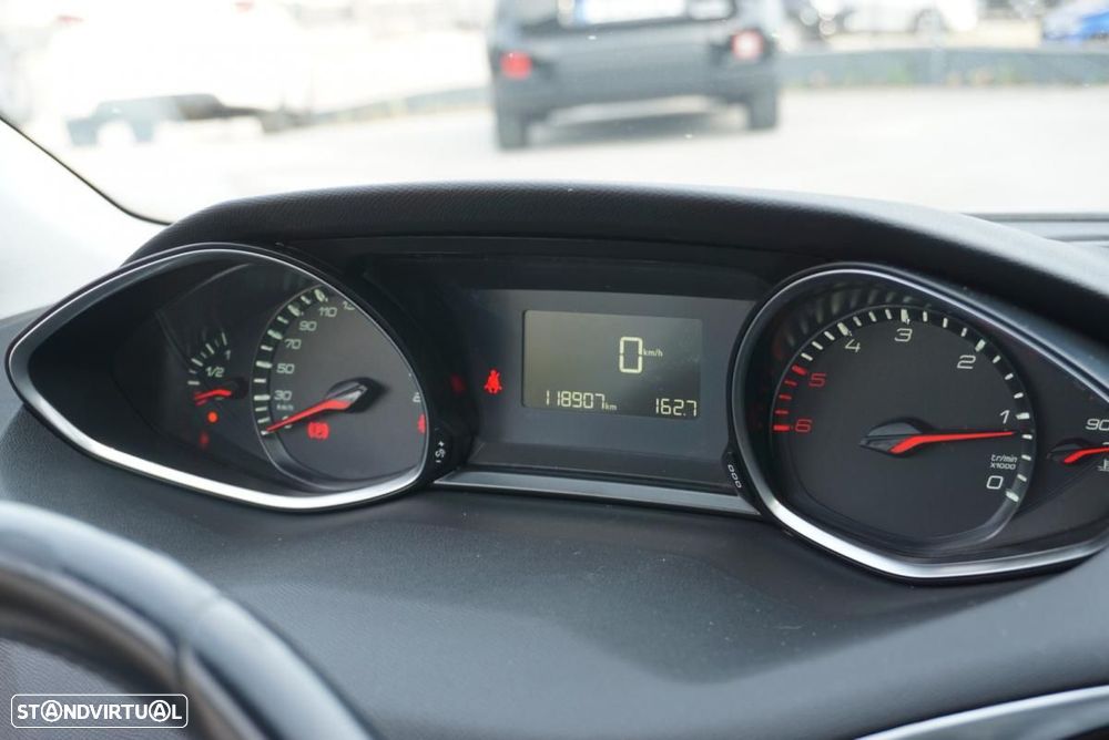 Peugeot 308 SW 1.5 BlueHDi Style - 31
