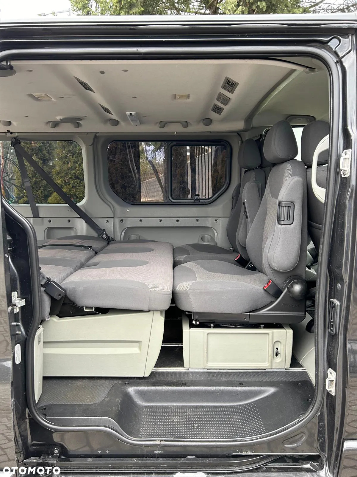 Opel Vivaro 2.5 CDTI L2H1 Life - 15