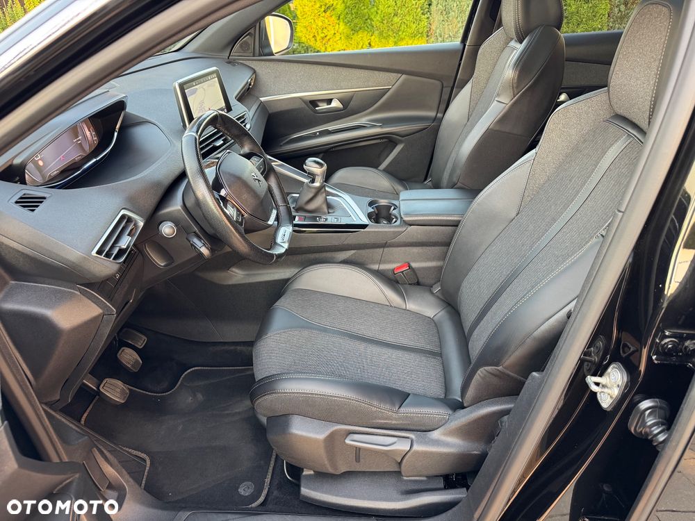 Peugeot 3008 1.5 BlueHDi GT S&S - 12