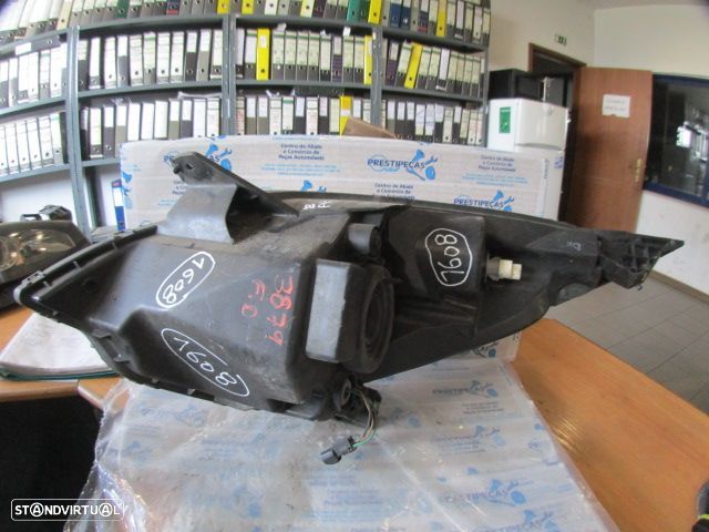 Farol Far1608 CHEVROLET SPARK FASE 1  2012 1.0I 68CV 5P VERMELHO DRT H4 GM - 2