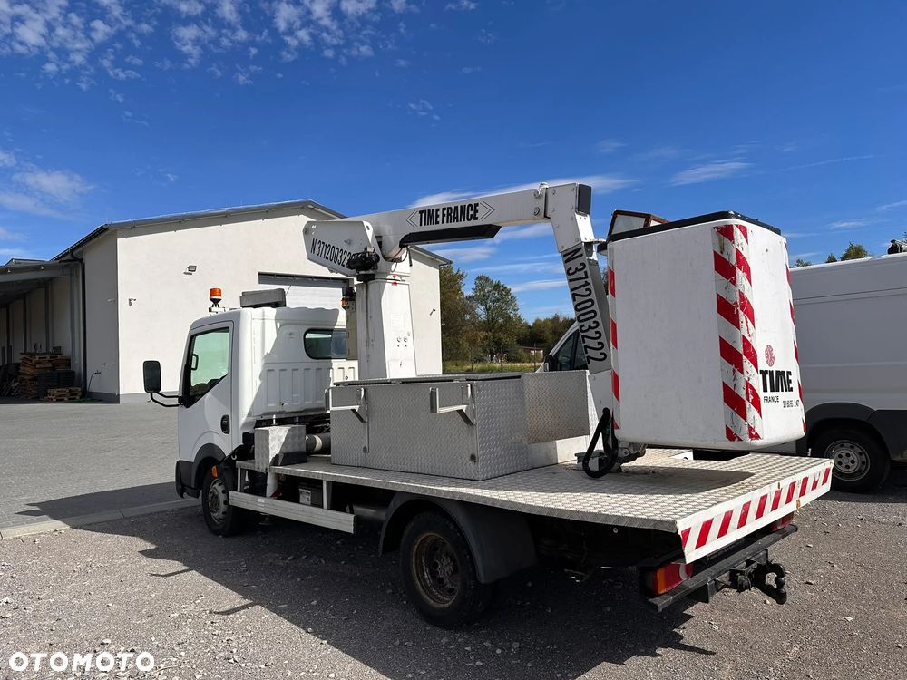 Nissan Cabstar - 3