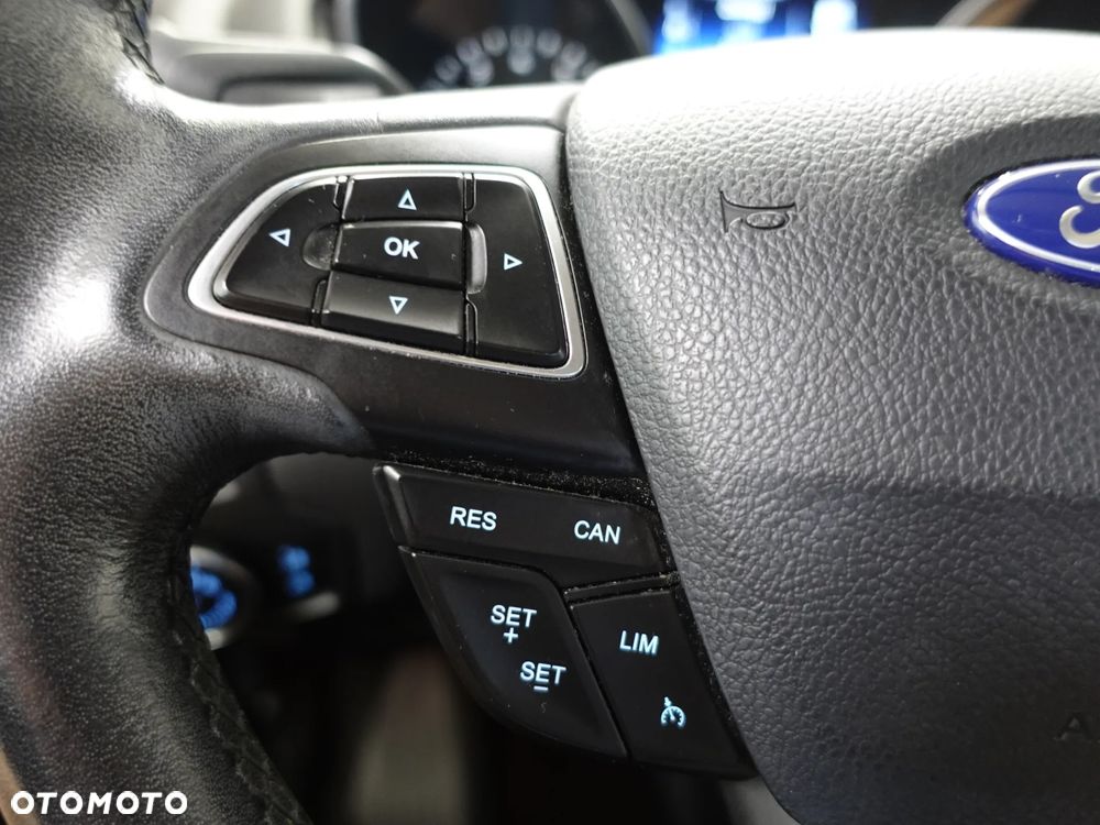 Ford Focus 1.0 EcoBoost Edition - 37