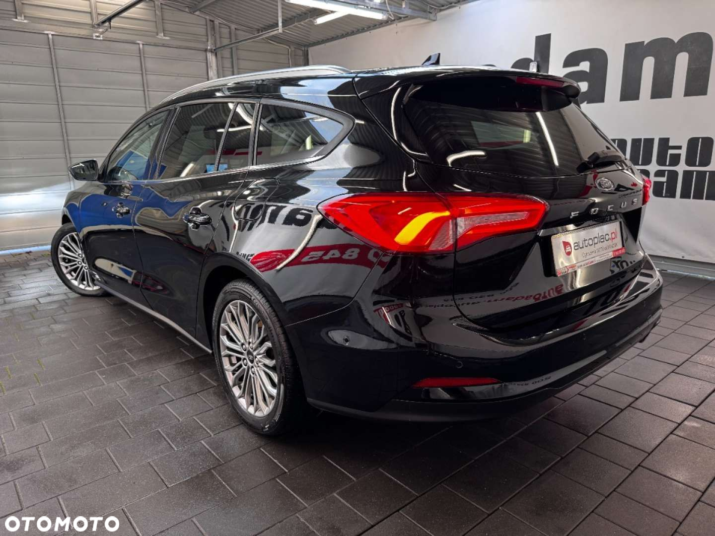 Ford Focus - 13