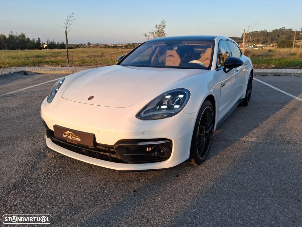 Porsche Panamera Sport Turismo 4S E-Hybrid - 2