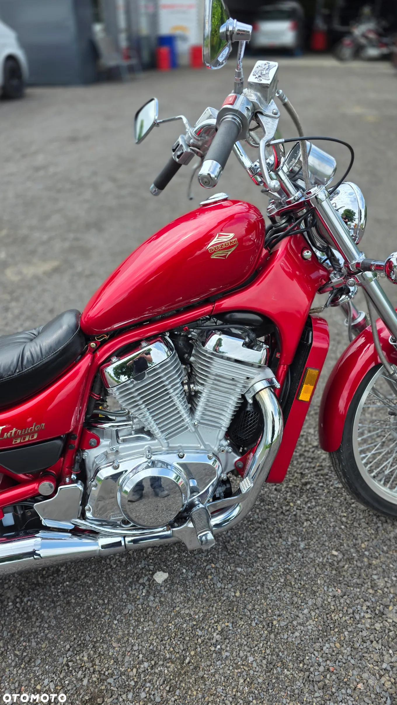 Suzuki Intruder - 2