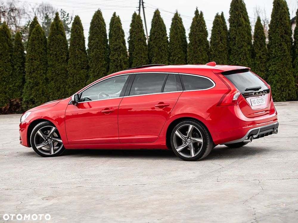 Volvo V60 D5 AWD Geartronic RDesign - 10