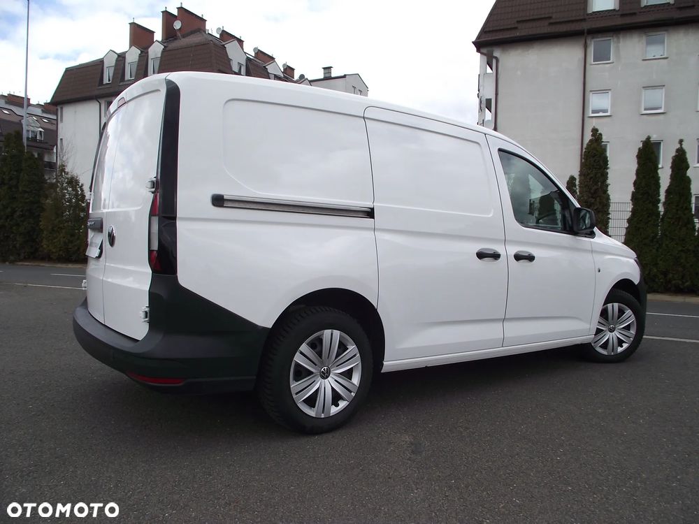 Volkswagen CADDY MAXI - 8
