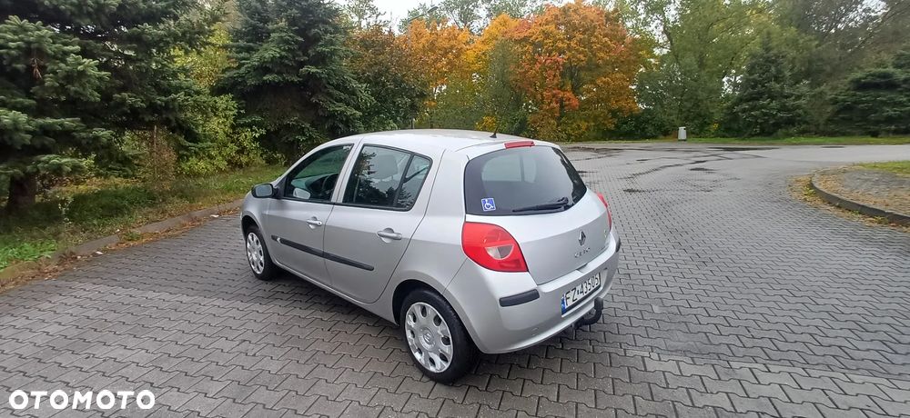 Renault Clio 1.2 16V Dynamique - 3