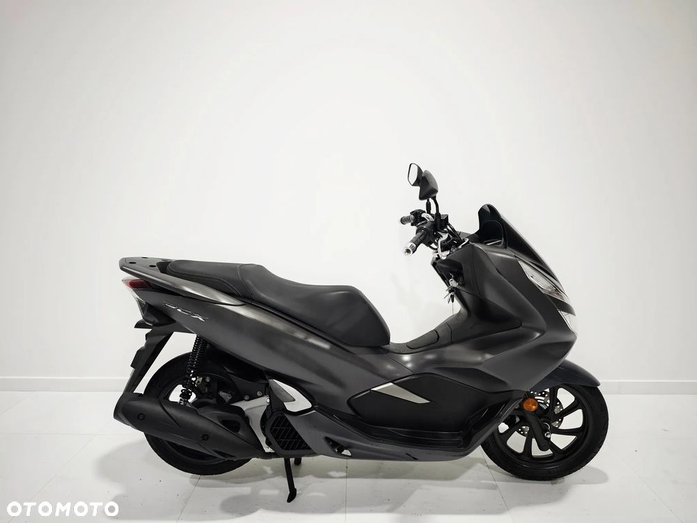 Honda PCX - 1