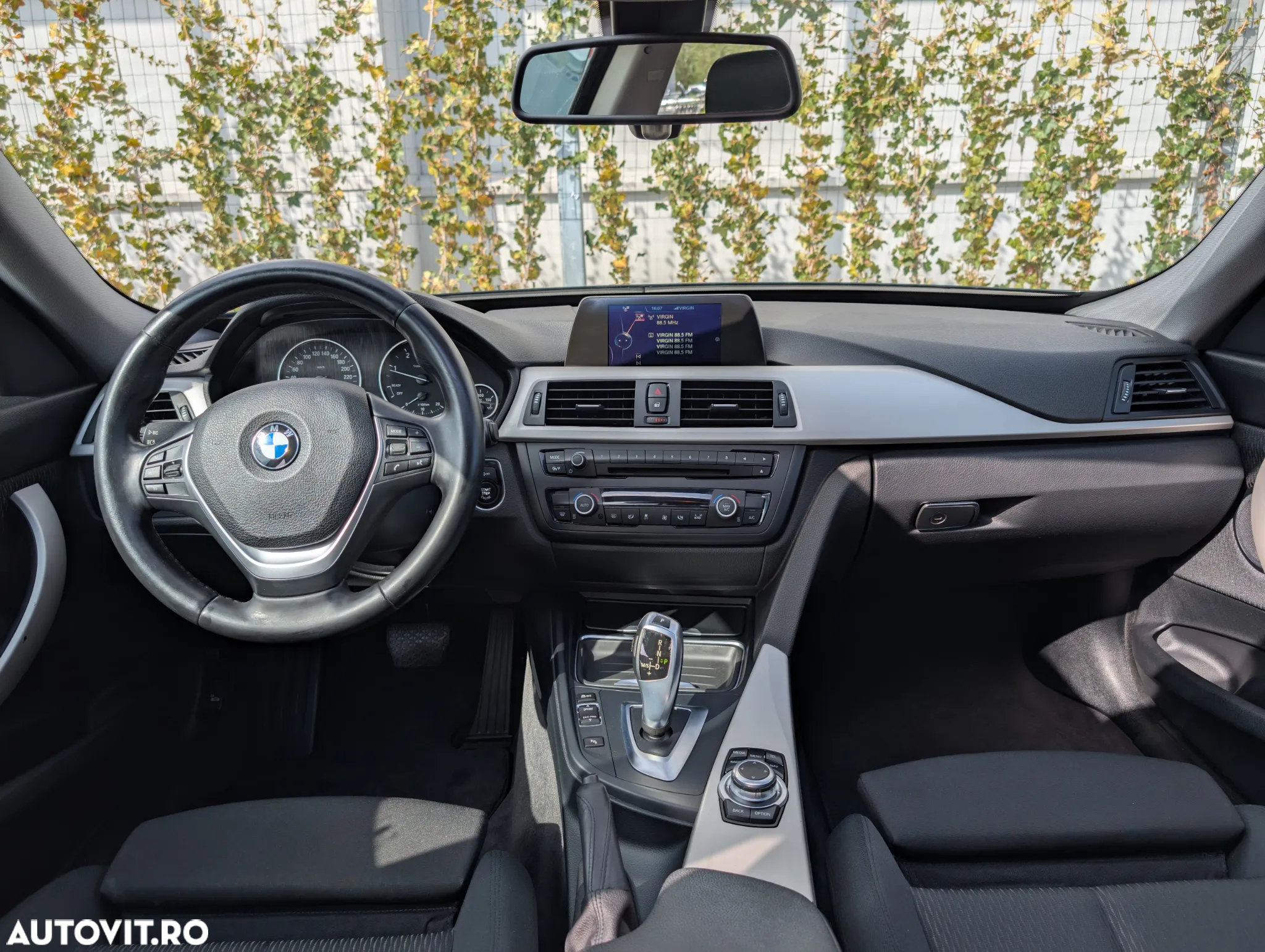 BMW Seria 3 320d xDrive GT Aut. - 15