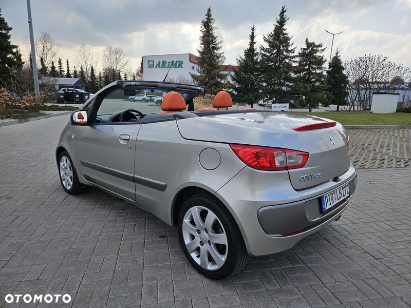 Mitsubishi Colt 1.5 Invite - 19