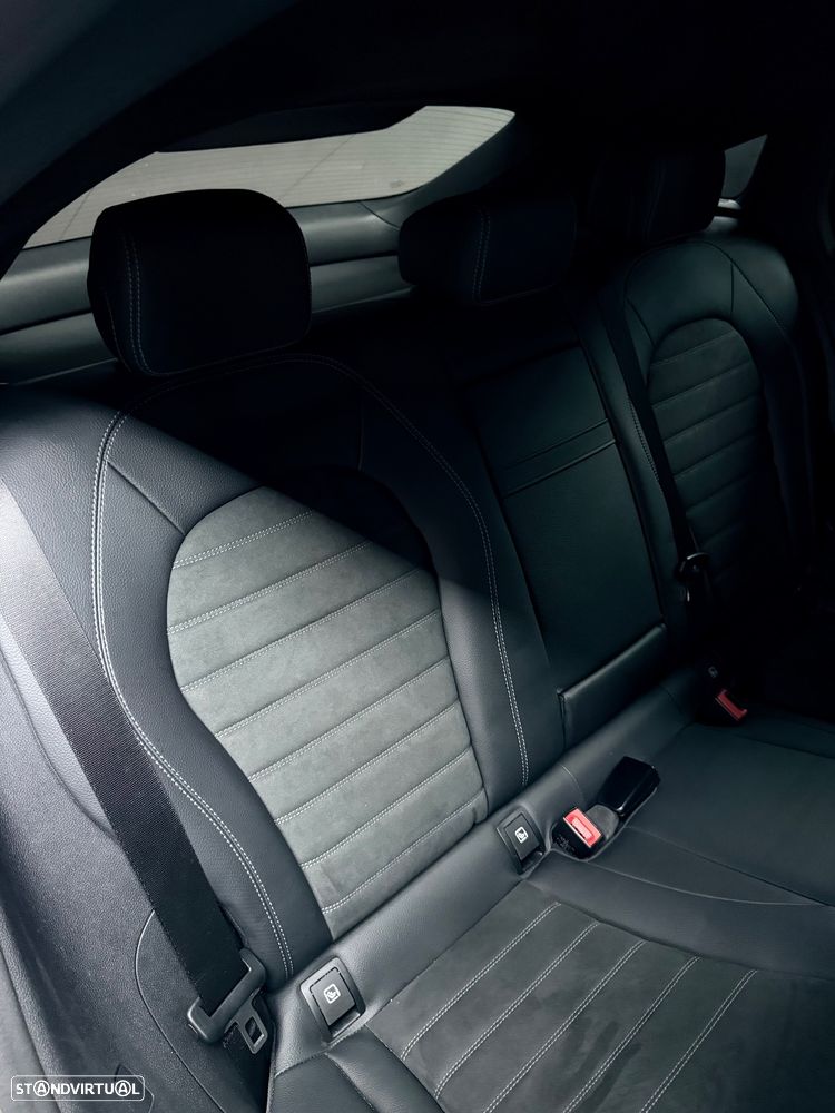 Mercedes-Benz GLC 300 e Coupe 4Matic 9G-TRONIC Avantgarde Advanced - 11