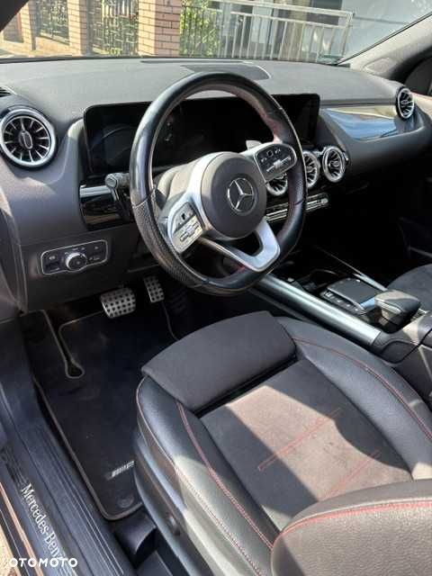 Mercedes-Benz GLA - 7
