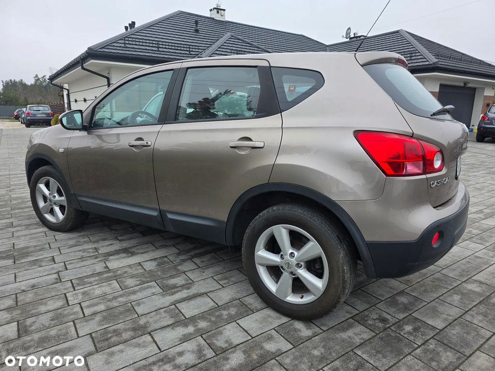 Nissan Qashqai 2.0 4x4 visia - 6
