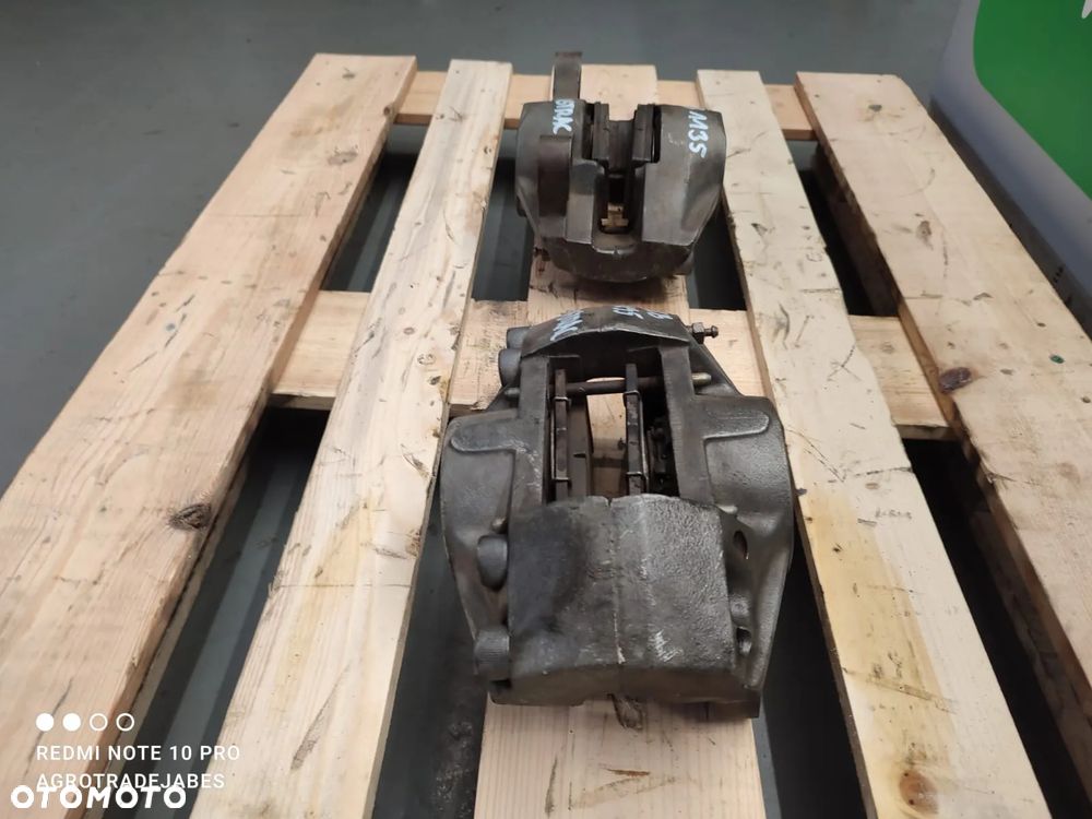 Zacisk hamulca 90000014 90000015 JCB 1135 Fastrac - 4