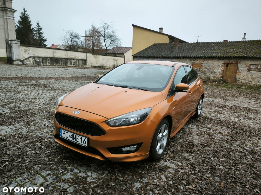 Ford Focus 1.5 TDCi ST-Line - 9