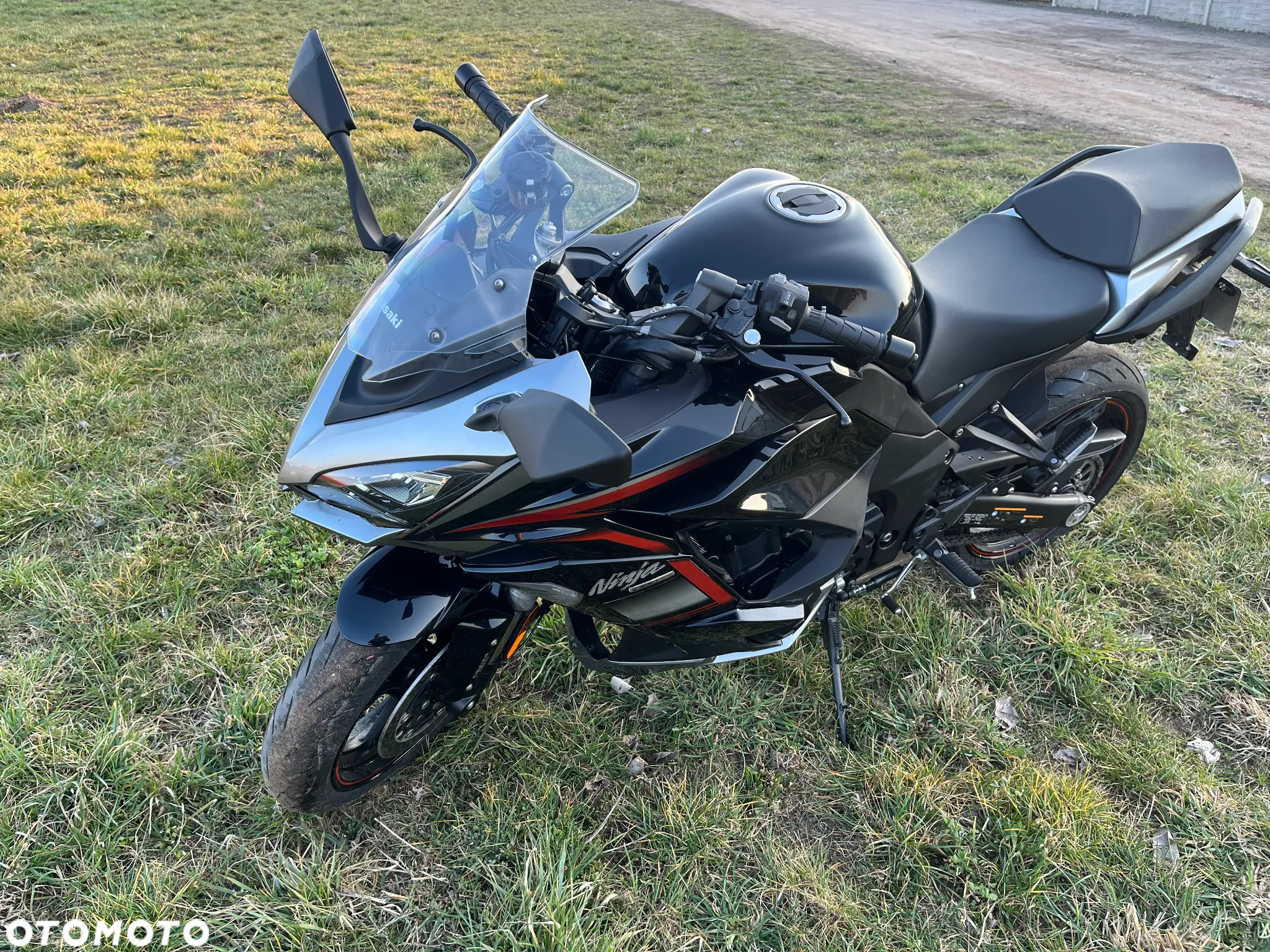 Kawasaki Ninja 1000 SX - 4