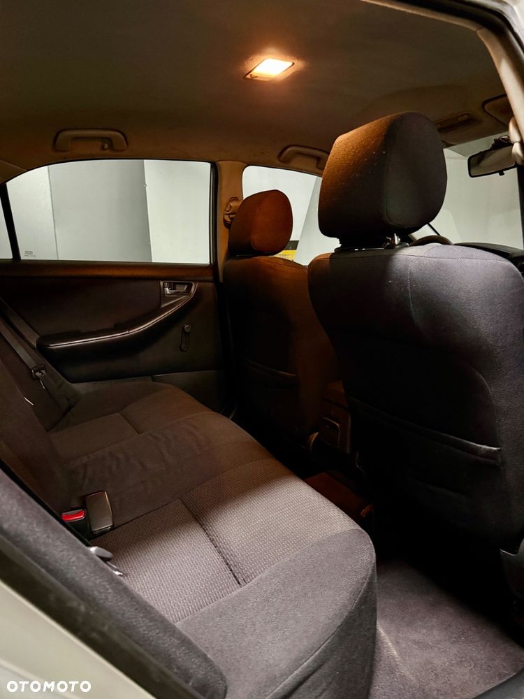 Toyota Corolla 1.6 VVT-i Terra - 8