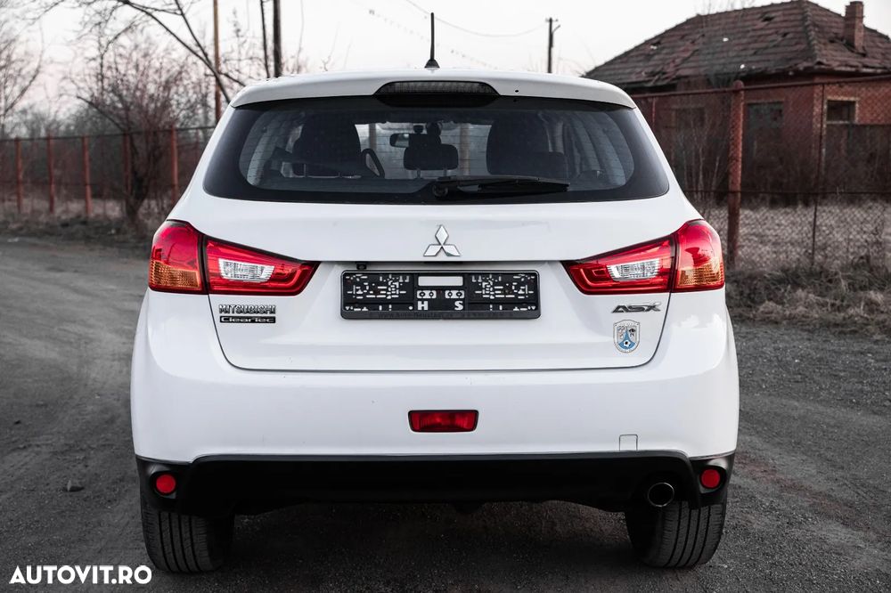 Mitsubishi ASX 1.8 DI-D 2WD Instyle - 11