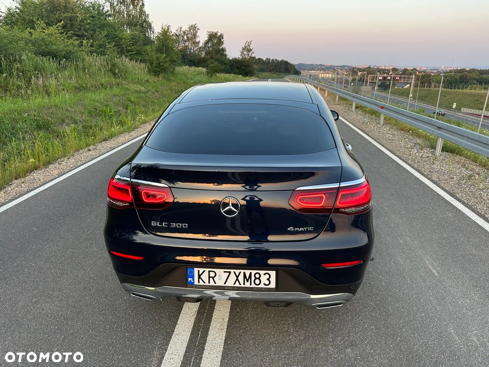 Mercedes-Benz GLC 300 4-Matic - 8