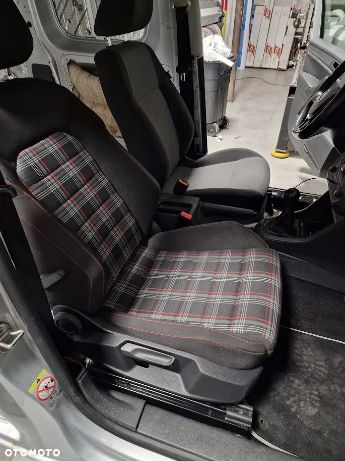 Volkswagen Caddy 2.0 TDI - 15