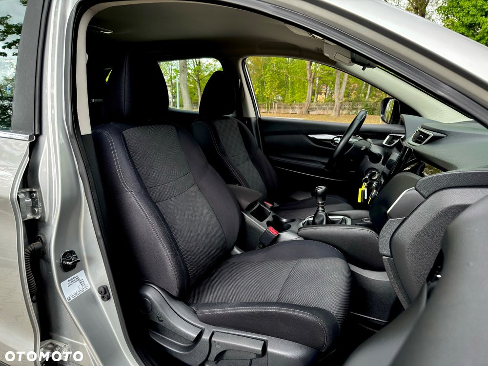 Nissan Qashqai 1.2 DIG-T Tekna - 12
