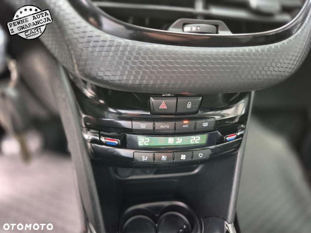 Peugeot 2008 - 32