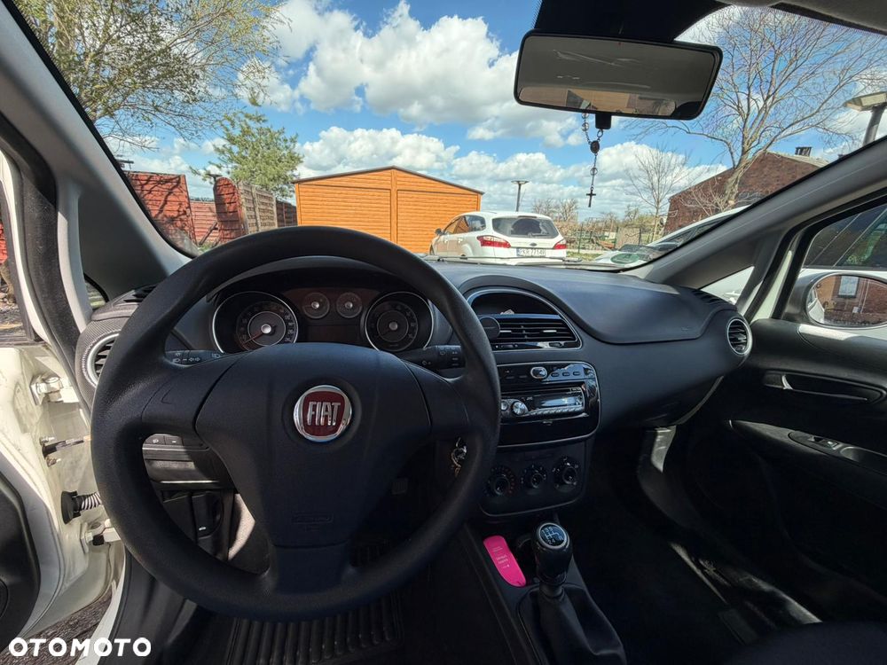 Fiat Punto 1.2 Young - 14