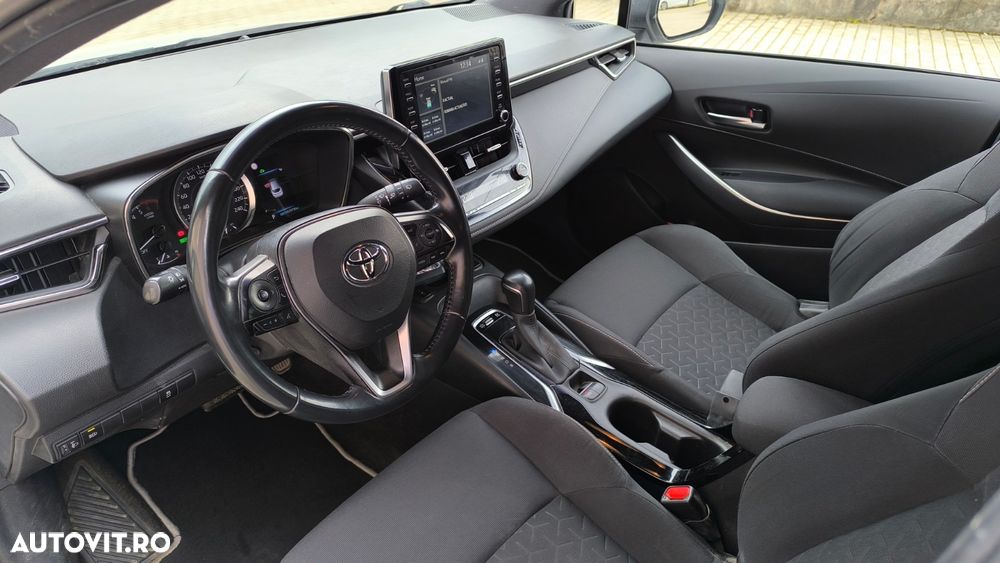 Toyota Corolla 1.8 HSD Dynamic - 12