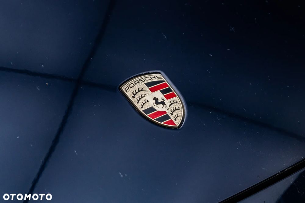 Porsche Cayenne - 35