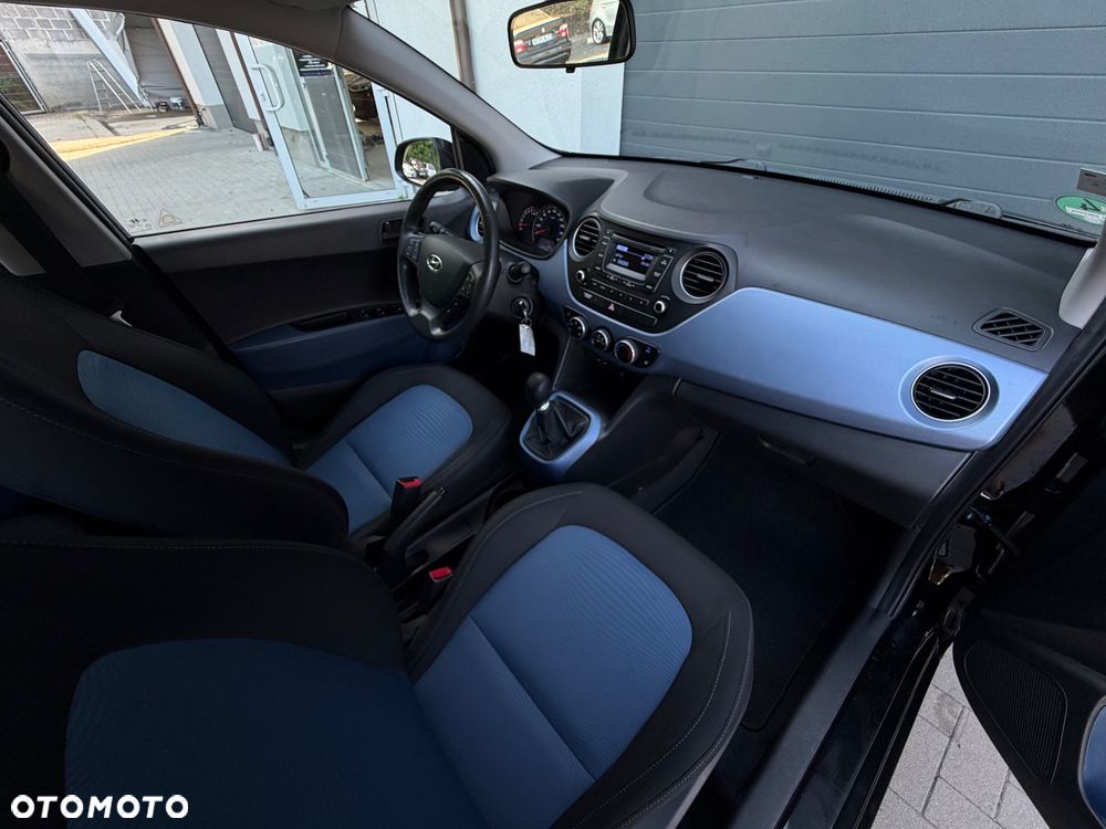 Hyundai i10 1.2 Black Line - 10