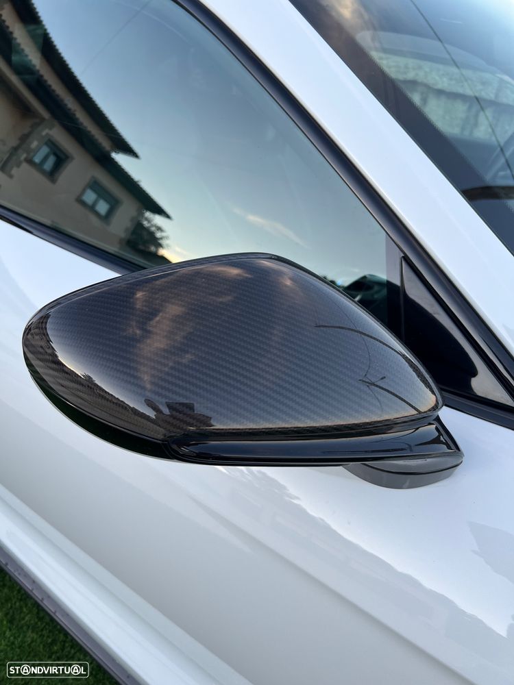 Porsche Taycan Turbo S - 7