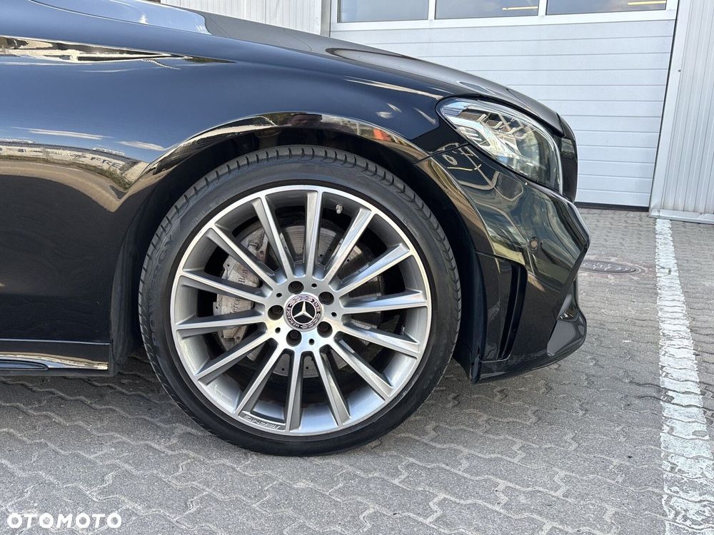 Mercedes-Benz Klasa C 300 4MATIC 9G-TRONIC - 10