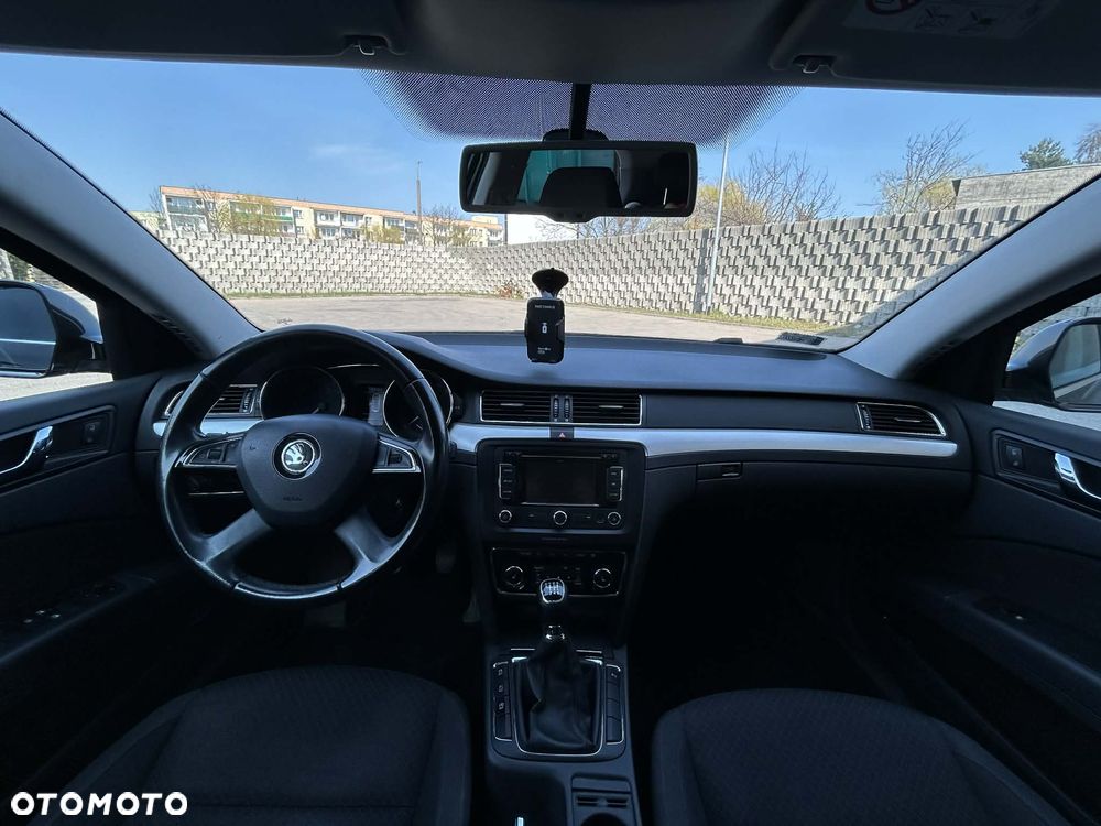 Skoda Superb 2.0 TDI Ambition - 7