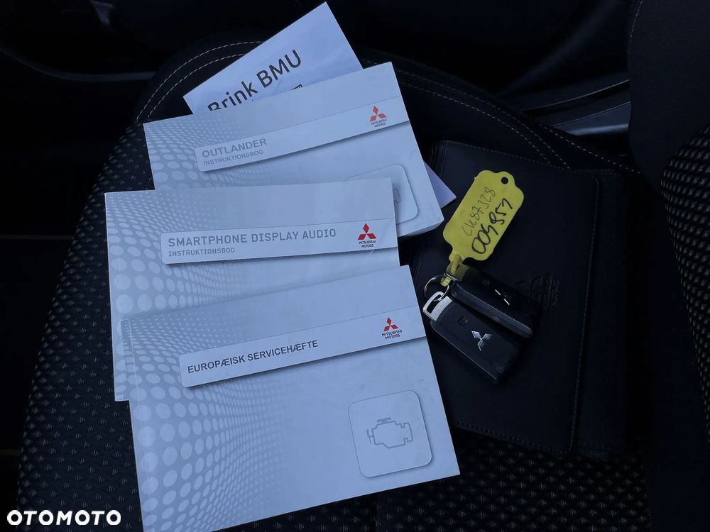 Mitsubishi Outlander 2.0 Intense + SDA 4WD CVT - 39