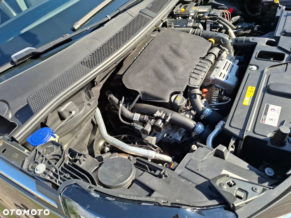 Peugeot 3008 PureTech 130 Stop & Start GPF Allure - 28