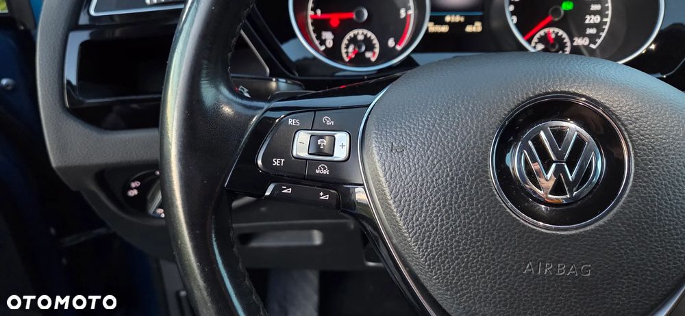 Volkswagen Touran 2.0 TDI BMT Highline DSG - 17