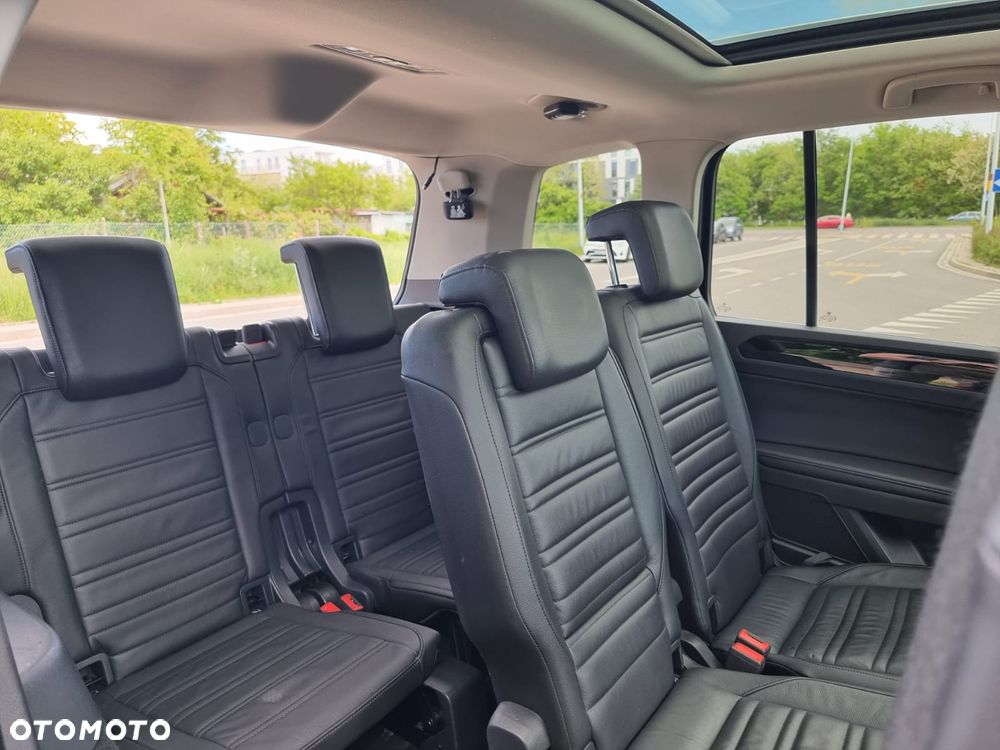 Volkswagen Touran 1.6 TDI SCR (BlueMotion Technology) DSG Comfortline - 20