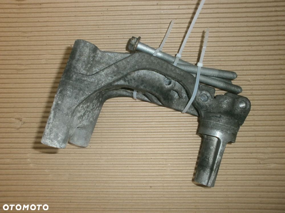 ŁAPA SILNIKA 04L199207E 2.0TDI VW TRANSPOTRER MAN CRAFTER - 2