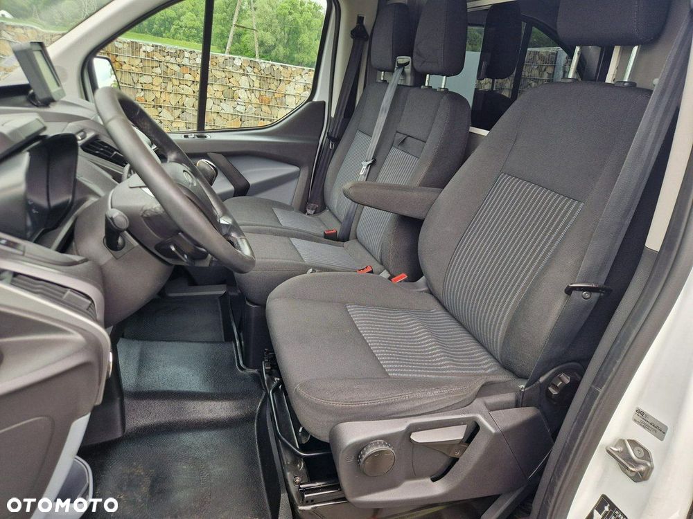 Ford Transit Custom - 19